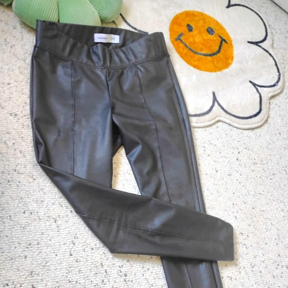 🩶OLD NAVY- Pleather, high rise